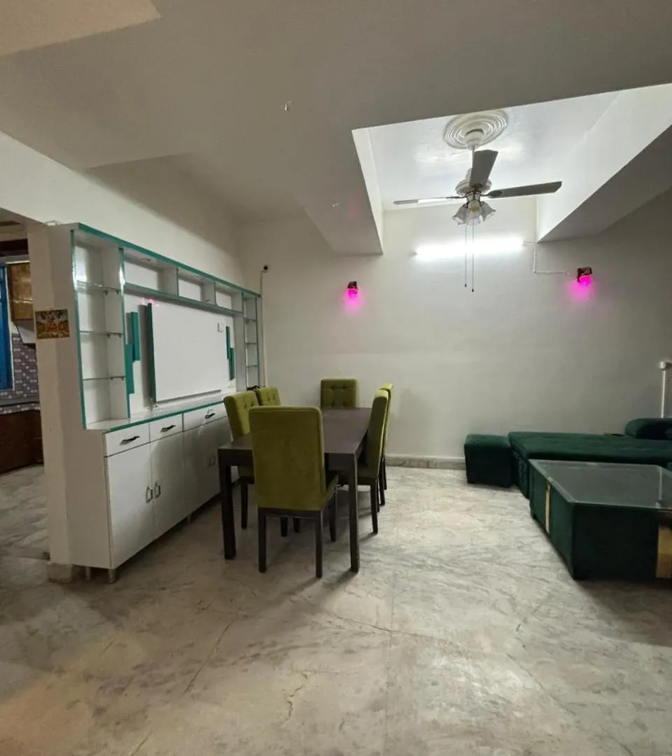 Rudra Residency II Διαμέρισμα Βαρανάσι